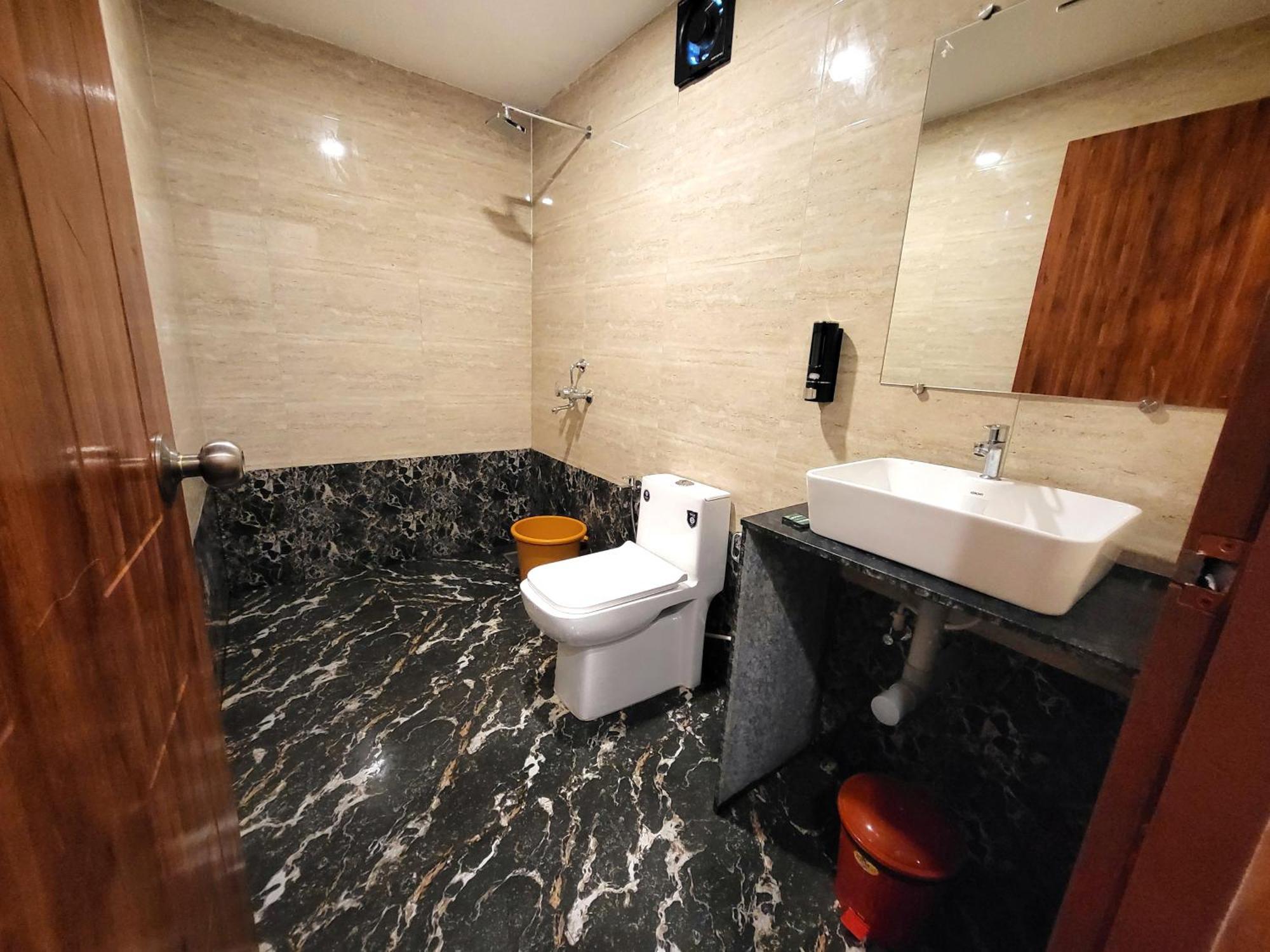 Rashiva Resort Арамбол Екстериор снимка